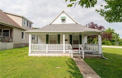 1017 S 5th Street, Atchison, KS 66002