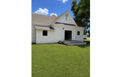 904 E Calhoun Street, Rice, TX 75155