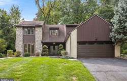 885 SPRING VIEW Drive, SOUTHAMPTON, PA 18966