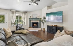 1254 Plata Canada Dr, Cantonment, FL 32533