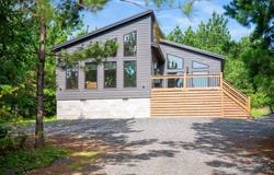 105 S Spruce Trail, Broken Bow, OK 74728