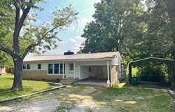 420 Brewer Street, Thayer, MO 65791-9310