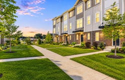 1035 Wren Road, Des Plaines, IL 60018