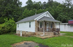 2700 226 Highway S, Marion, NC 28752