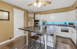 884 E DIVISION Street, FOND DU LAC, WI 54935