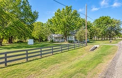 708 E Pine Street, Edgewood, TX 75117