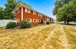2 Meadowlawn Drive, Mentor, OH 44060