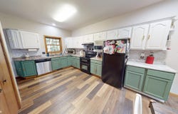1608 Woodside Circle, Fairfield, IA 52556