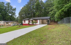 7118 Pineneedle Drive SW, Covington, GA 30014
