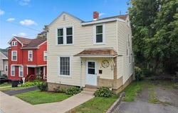 21 Elderkin Avenue, Camillus, NY 13031