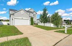 225 Thorn Brook Drive, O'Fallon, MO 63366