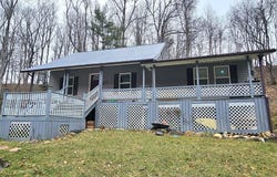 598 Hortons Summit Road, Duffield, VA 24244