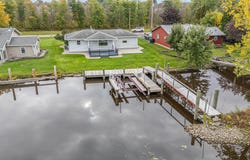 653 KRENZ Road, OMRO, WI 54963
