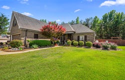 3187 Summerlin Dr, Belden, MS 38826