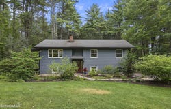 18 Hemlock Hill Rd, Great Barrington, MA 01230