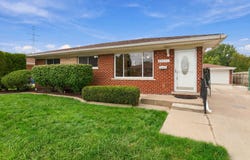 29732 Sutherland Drive, Warren, MI 48088