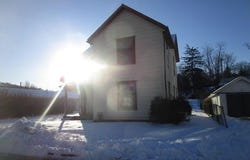 274 N 8th Street, Mcconnelsville, OH 43756
