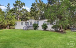 208 River Oak Drive, Bloomingdale, GA 31302