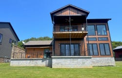 61 SOWBUG CIRCLE, Cotter, AR 72626