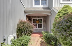 42 Greystone Drive, Voorheesville, NY 12186