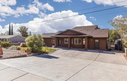 140 E 300 N, Ivins, UT 84738