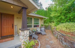 532 E STONECREEK Dr, LaCenter, WA 98629