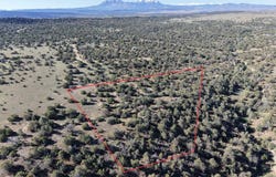 Los Vaqueros Cir, Walsenburg, CO 81089