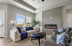 290 Locust St, Hazelton, ID 83335