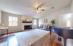 1001 Robin Dr, Thomasville, GA 31792