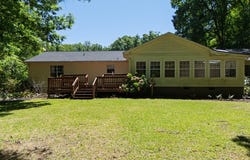 76 Mustang Road, Buffalo Junction, VA 24529