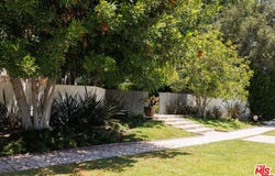880 Canterbury Rd, San Marino, CA 91108