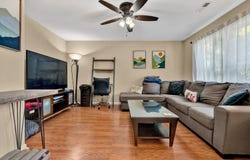 4721 Oakcliff Dr, Roanoke, VA 24018