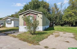 1075 W 8th Street, North Bend, NE 68649