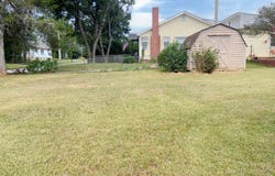 304 FORSYTH ST., Barnesville, GA 30204