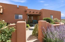3 Rolling Sage Ln, El Prado, NM 87529