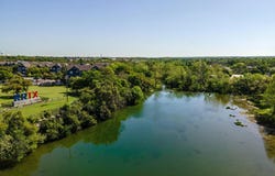 615 Pecan Ave, Round Rock, TX 78664