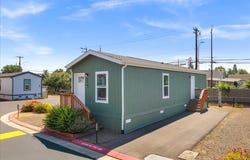 3839 PACIFIC Ave, ForestGrove, OR 97116