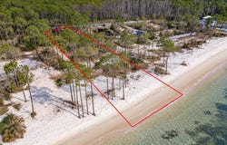 2388 Hwy 98 W, Carrabelle, FL 32322