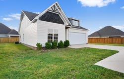 313 Starlyn Ave, New Albany, MS 38652