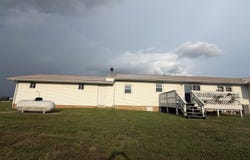 8103 County Road 455, Birch Tree, MO 65438