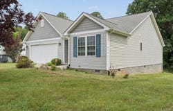 165 Oak Spring Ln, Madison Heights, VA 24572