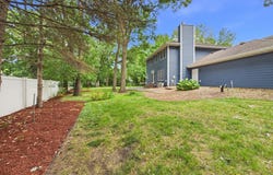 2527 Colony Circle, Saint Cloud, MN 56303