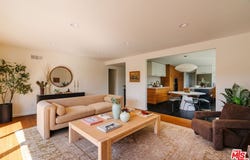 941 Fortune Way, Los Angeles, CA 90042