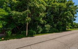 Montclair, Fairview Heights, IL 62208