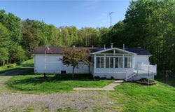 7312 Bowie Road, Cambridge, OH 43725