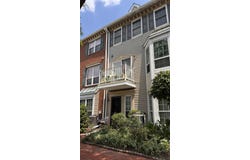 40 HOLLY ST, Jersey City, NJ 07305