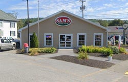 28 Main Street, Dixfield, ME 04224