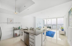888 Biscayne Blvd, Miami, FL 33132