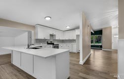 1870 Falls Ave E, Twin Falls, ID 83301