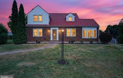 111 E MAIN Street, ELIZABETHVILLE, PA 17023